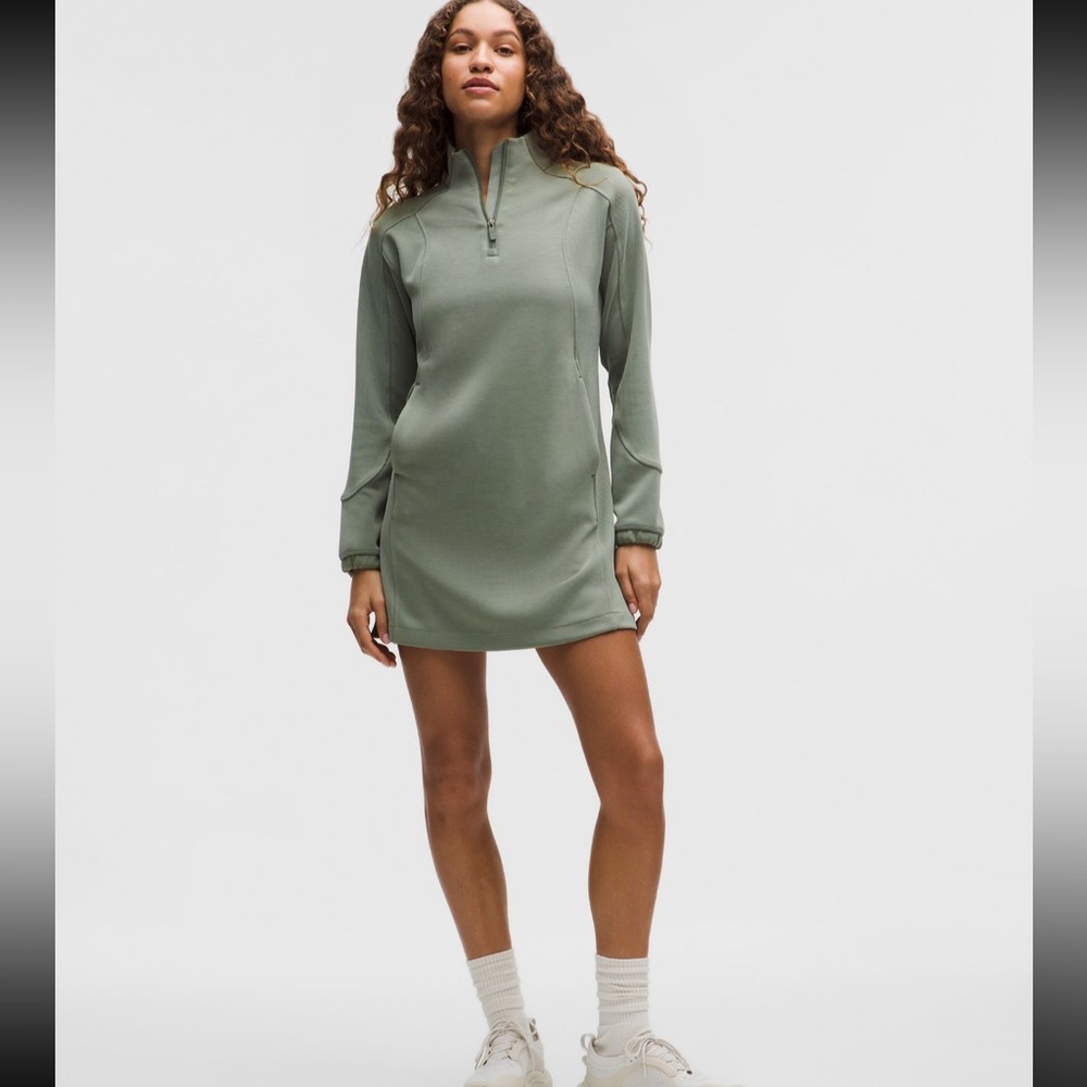 Lululemon softstreme mini Dress size M